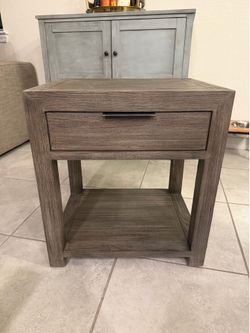 Modern Wood Nightstand with Drawer