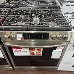Frigidaire Gallery 30" Stainless Steel Slide-In Gas Range