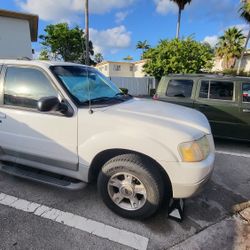 2003 Ford Explorer