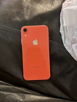 iPhone XR Coral – Unlocked – $175 NEED GONE TODAY