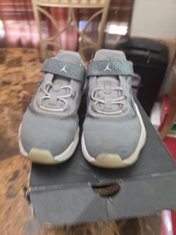Jordan Low-Top Sneakers Gray Teal
