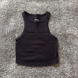 Black Ribbed Crop Tank