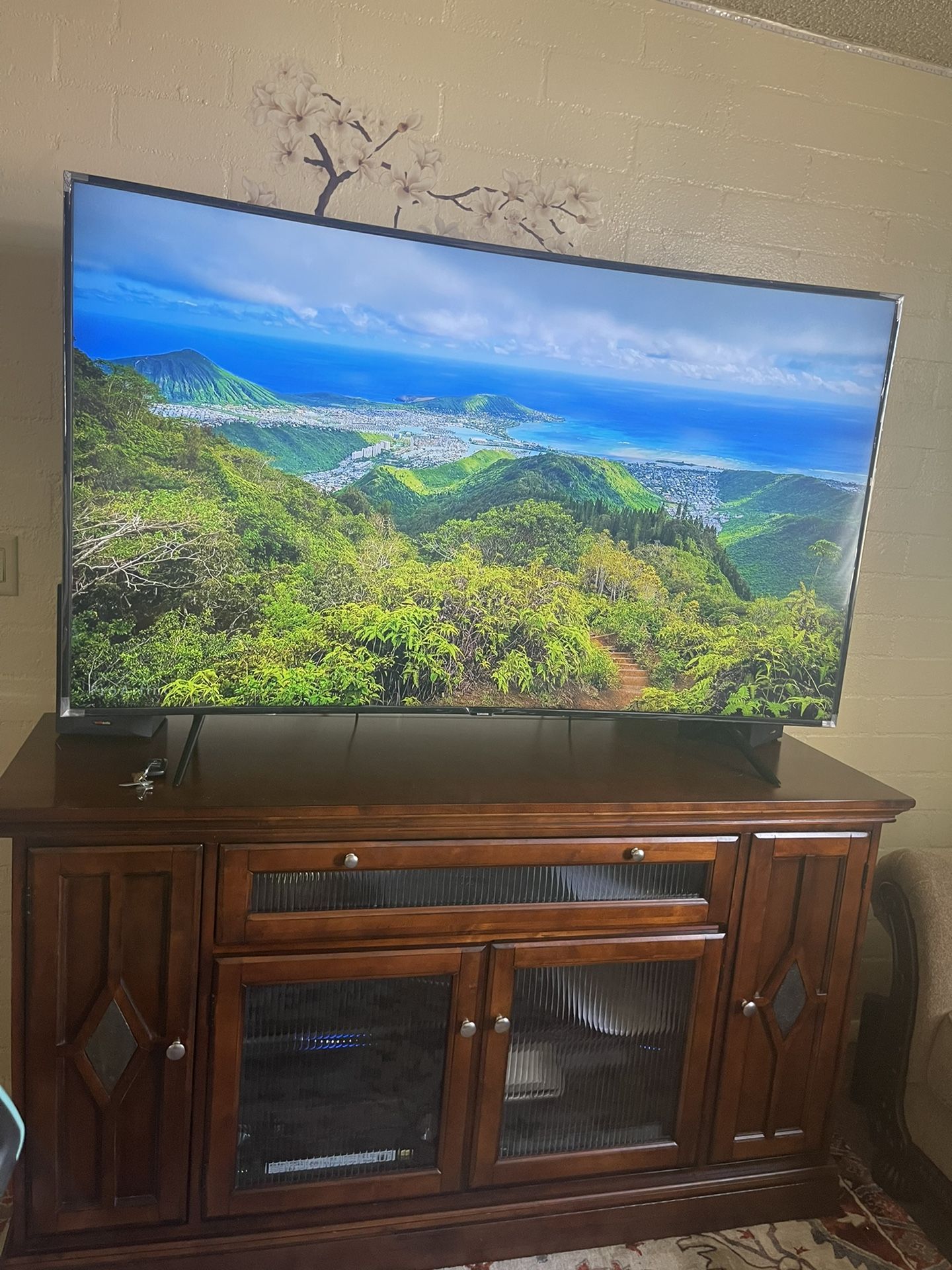 65 Inch Smart Tv