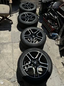 Ford Mustang rims