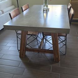 !!!Solid concrete dining table with chairs!!!