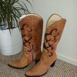 Vintage  Brown Appliqued Embroidery Chunky High Heel Hippie Boho Western Cowboy Pull On Partial Zipper Leather Boots