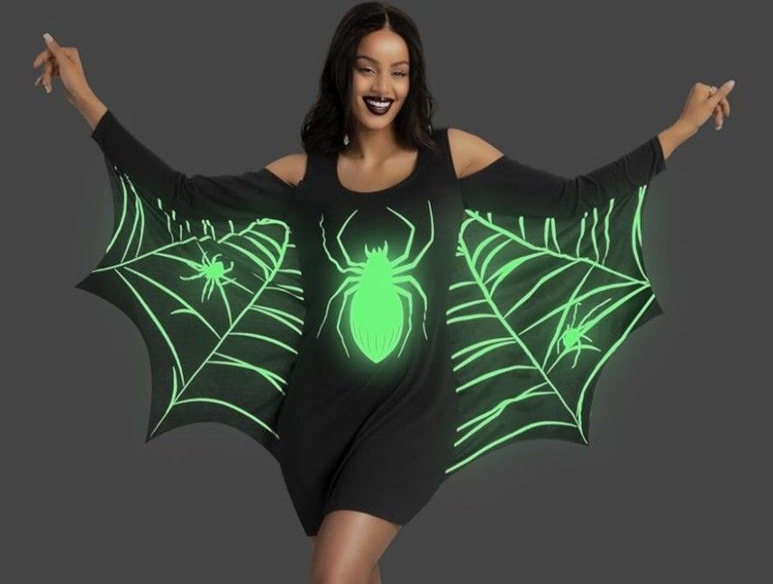 Halloween Spider Bat Glow in the Dark Costume shirt size Large 12-14.