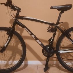Fuji Nevada 6.0 Bike