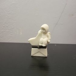 Dept 56 Snowbabies Star Trinket Hinged Box Super Star #69029 White 2.5in