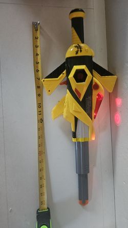 2012 Hasbro Universal Studios Transformers Bumblebee blaster/sword