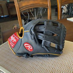 Rawlings Gamer Baseball Glove