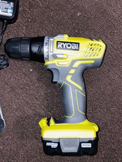 RYOBI 12-Volt Lithium-Ion Cordless 3/8 in. Drill/Driver Kit with 12-Volt Battery and Charger