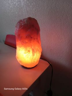 Himalayan salt lamp - Turlock