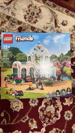 Lego friends botanical garden 41(contact info removed) piece