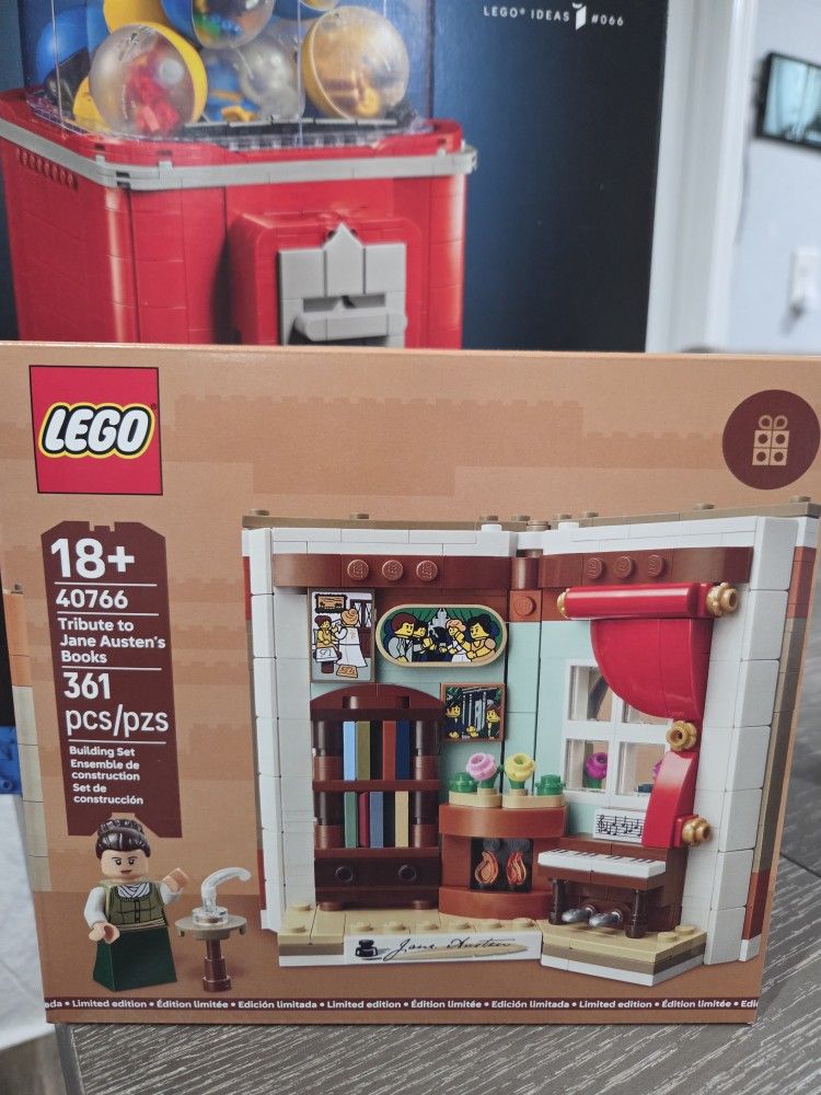 Lego Set 40766 Tribute To Jane Austen's Books