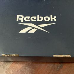 Women Or Girls Brand New Work Shoes   Steal Toe.   Slip Resisting. Black  Size 7M 