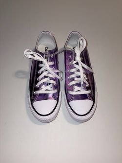 Converse Chuck Taylor Low Top Sneakers