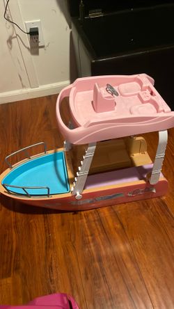 Barbie boat