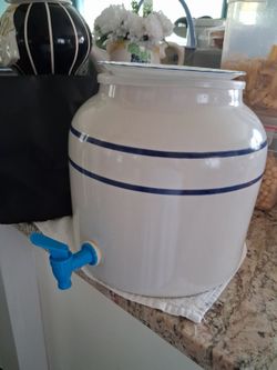 Ceramic Water Dispenser Crock with Spigot