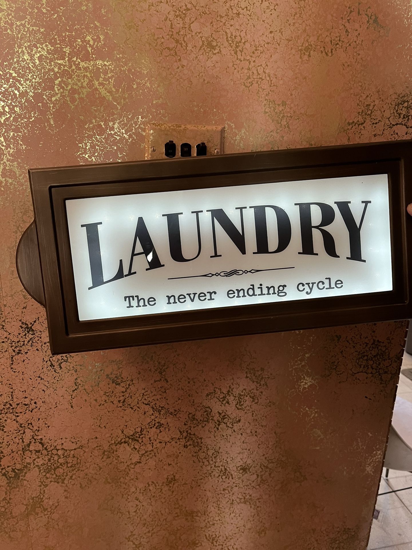 Lighted Laundry Sign-cute