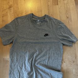 Grey Nike Tee 