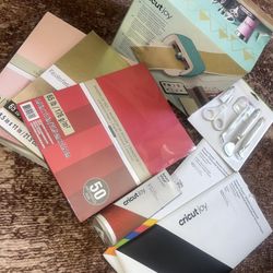 Cricuit Joy Machine w/ items