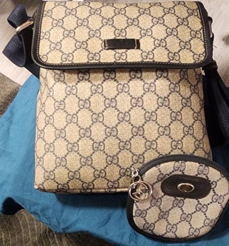 Vintage Gucci Unisex Side Bag And Coin Purse