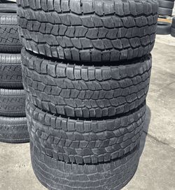 315 70 17 Cooper Discovery Set of 4 Used in Excellent Condition