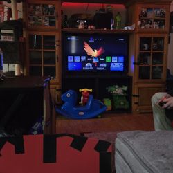 Entertainment Center Good Condition With Lichting 