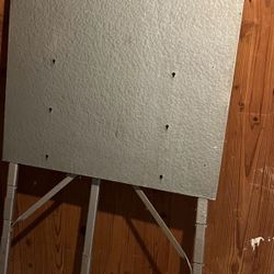 Metal Easel 