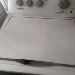 Awhirlpool Washer And Dryer