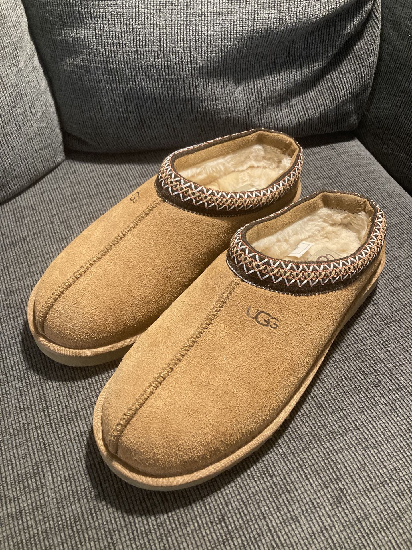 UGG Tasman Men Size:8.5 Women Size:10 WORN ONCE