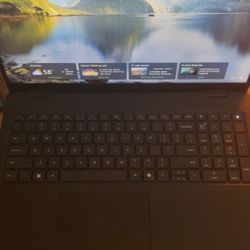 Brand New Dell Pro 16 Laptop – Never Used + Free Wireless Mouse
