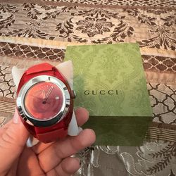 Gucci Watch like new $200