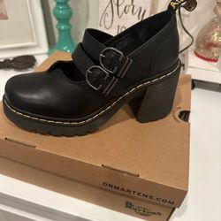 Doc Marten Eviie