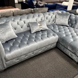 Yaz Grey Velvet Sectional. Brand New. 