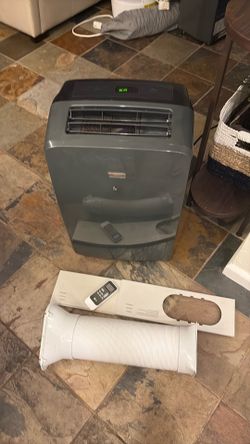 Air  conditioner 180$firm cash only 12000btus absolutely cold and clean including both filters