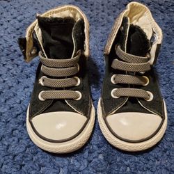 TODDLER BOY OR GIRL CONVERSE 