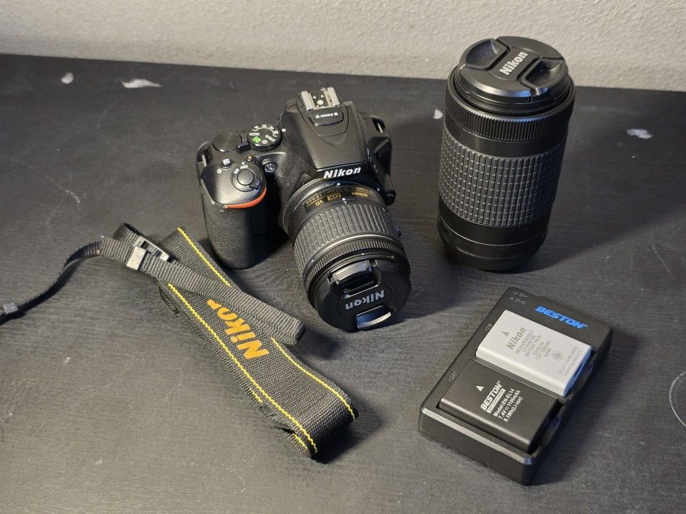 Nikon D5600 Kit and Lenses
