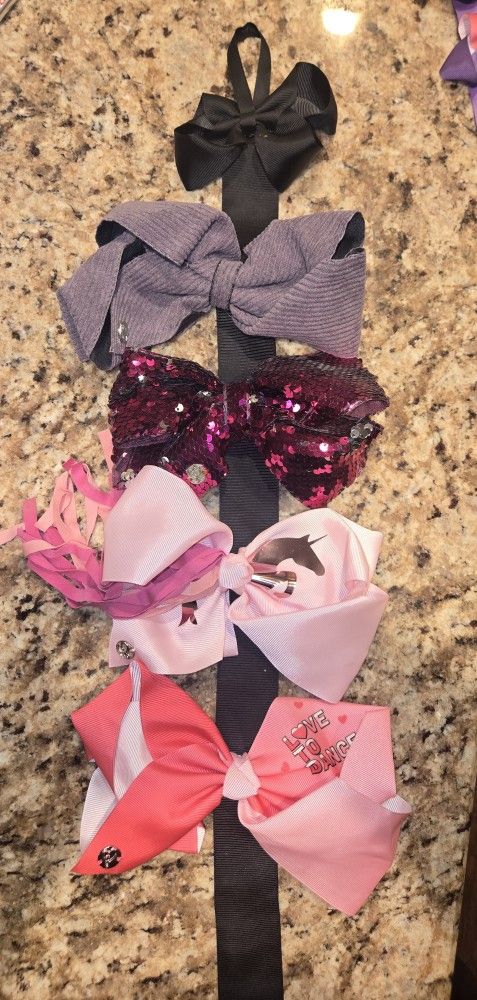 JoJo Bow Lot