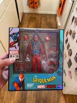 MAFEX Scarlet Spider Comic Ver. Action Figure No. 186