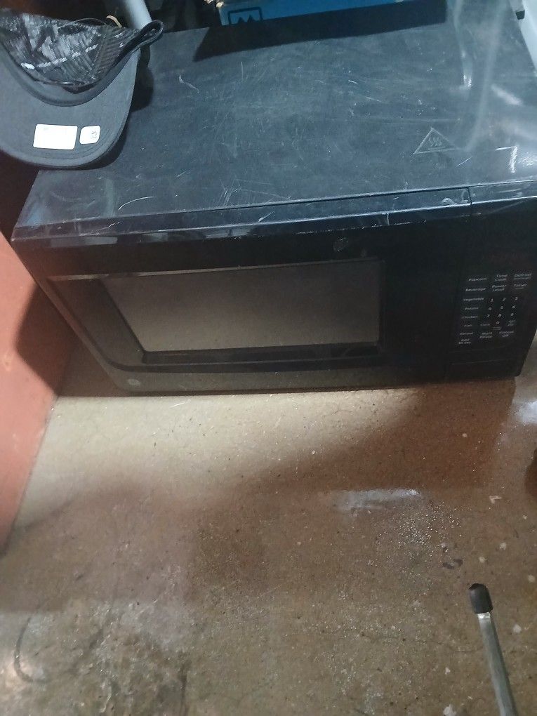 Good condition microwave