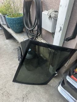 Tahoe Rear Quarter Windows