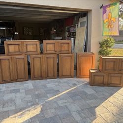 Upper kitchen Cabinets 