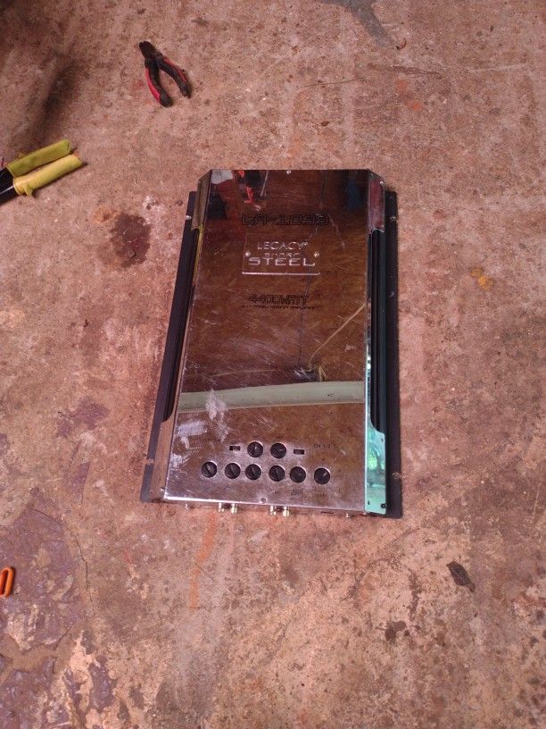 Legacy 4400 Watt Amp