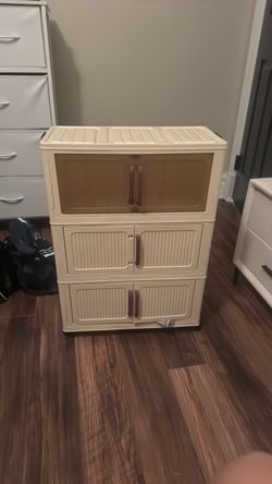 3-Tier Plastic Storage Cabinet with Doors With Wheels