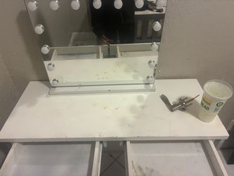 White Vanity Desk with Hollywood Mirror