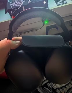 Air pod max Midnight