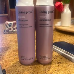 Living Proof Restore - Shampoo And conditioner