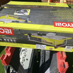 Ryobi 7" Wet Tile Saw